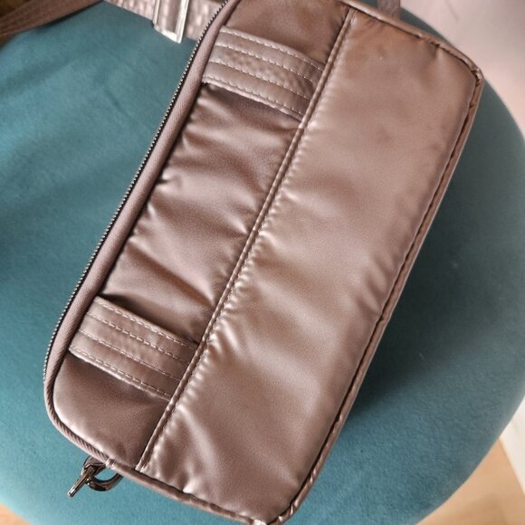 LUG ~ Coupe XL Quilted Convertible Crossbody METALLIC GRAY Belt Bag ~ NWOT - Picture 4 of 5